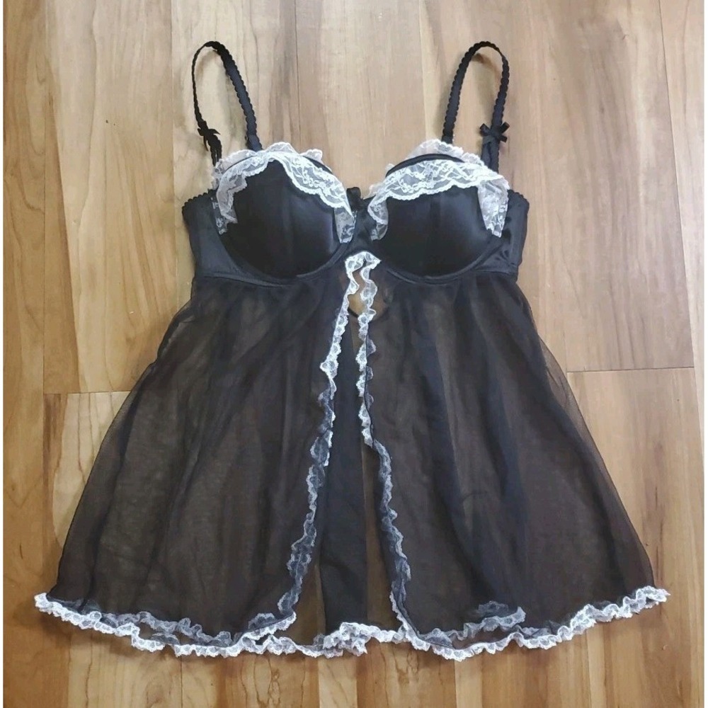Victorias Secret Sexy Little Things Babydoll Size 36C Black And White TOP ONLY